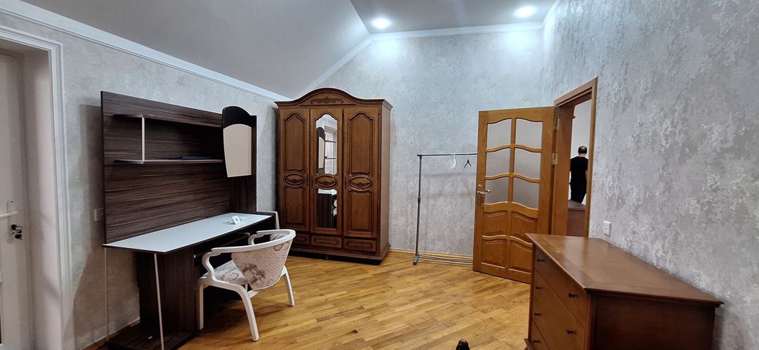 İcarəyə verilir 4 otaqlı yeni tikili 200 m² — Mənzil, Bakı (10)