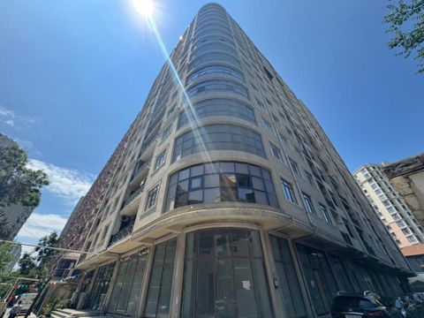 Satılır 3 otaqlı yeni tikili 113 m² — Bakı
