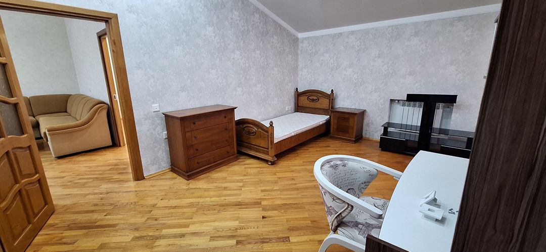 İcarəyə verilir 4 otaqlı yeni tikili 200 m² — Mənzil, Bakı (11)