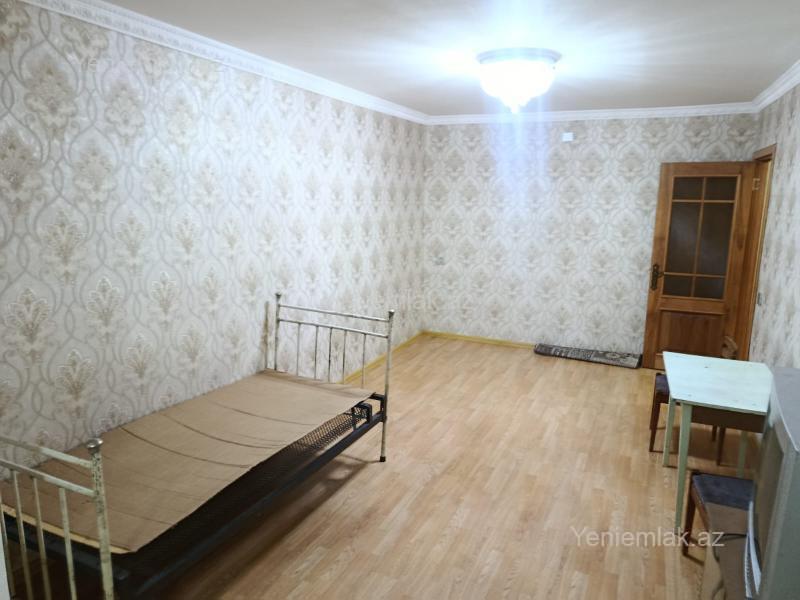 Satılır 1 otaqlı Bina evi menzil (Köhnə tikili), 30 m², 1-ci mikrorayon — Mənzil, Sumqayıt (2)