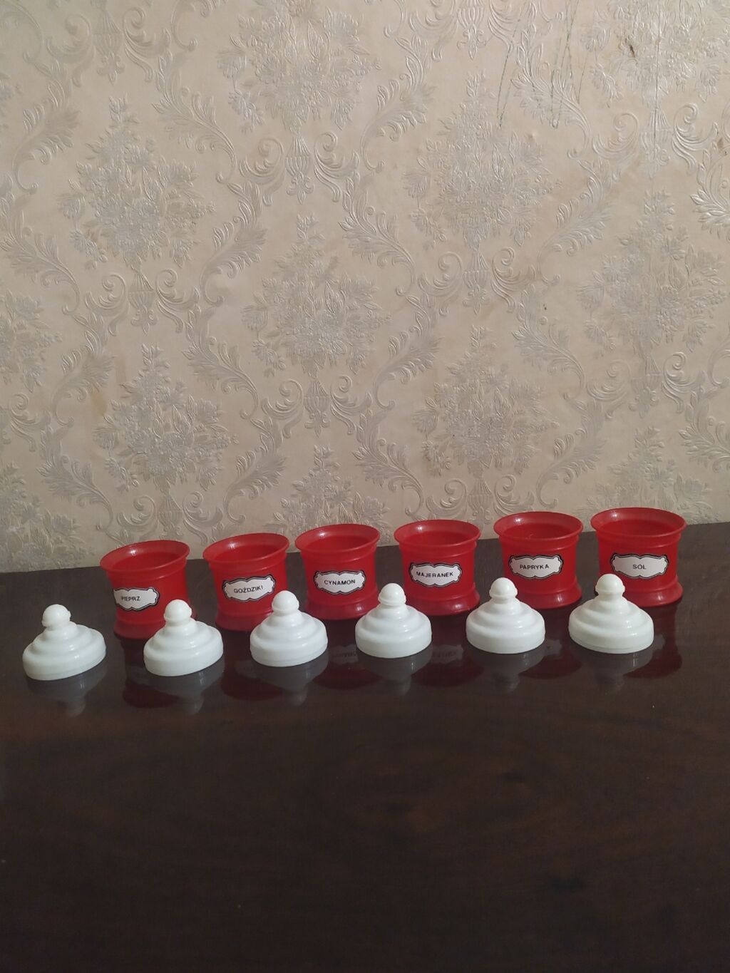 Sssri vaxtından mətbəx üçün 6 ədəd ədviyyat qabı dəsti - Material — Süfrə sərvisin üçün əşyalar, Bakı (2)