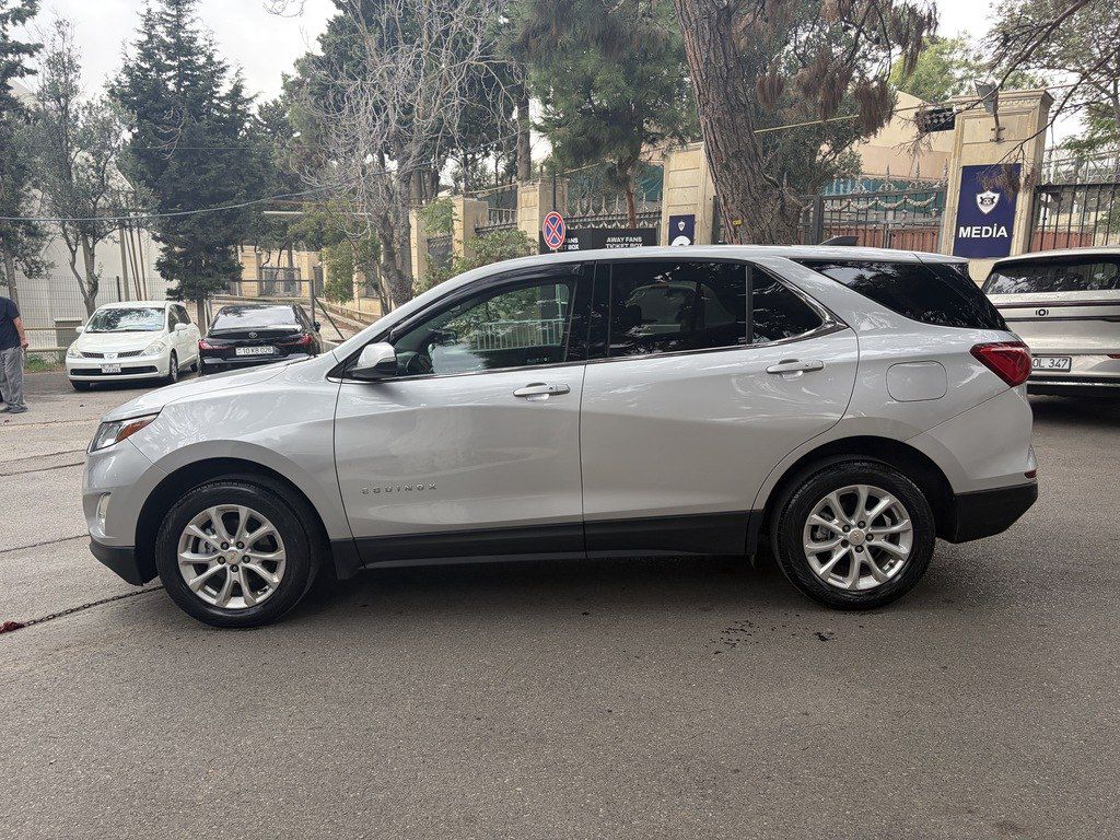 Chevrolet Equinox, 1.5 L, 2019 il, 195 725 km — Avtomobillər, Bakı (4)