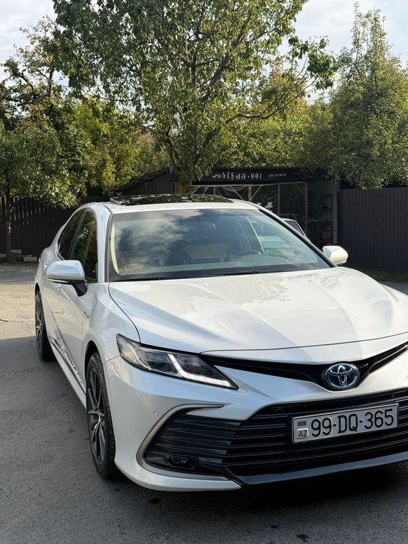 Toyota Camry, 2.5 L, 1.6 kWh, 2023 il, 71 000 km — Avtomobillər, Balakən (3)