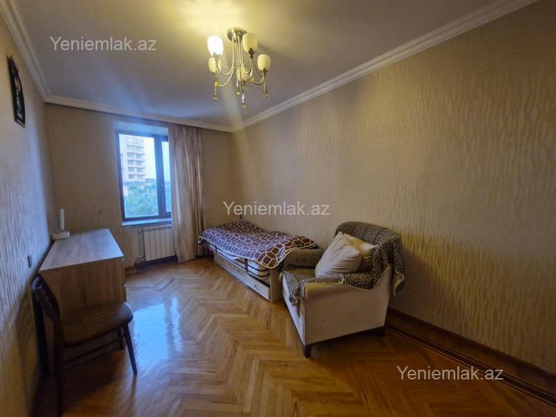 Satılır 4 otaqlı Bina evi menzil (Köhnə tikili), 100 m², Yasamal rayonu — Mənzil, Bakı (7)