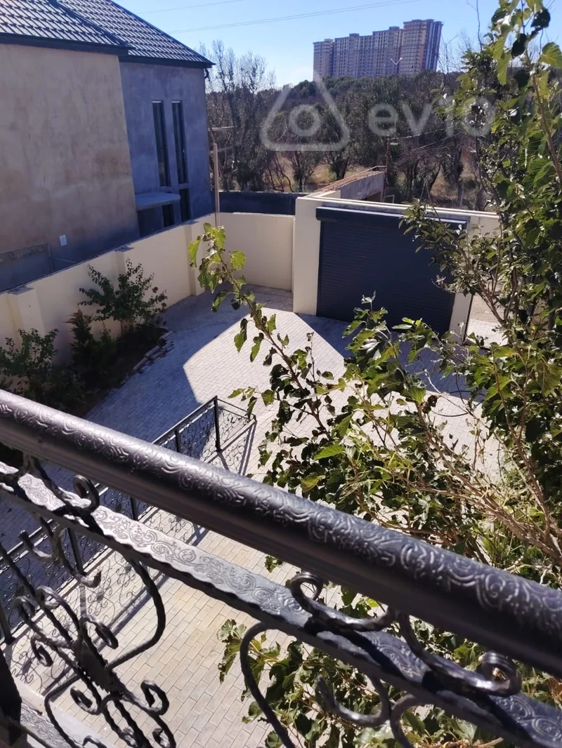 5 otaqlı həyət evi, 270 m², Xətai rayonh köhnə günəşli qəs — Ev, villa, Bakı (9)