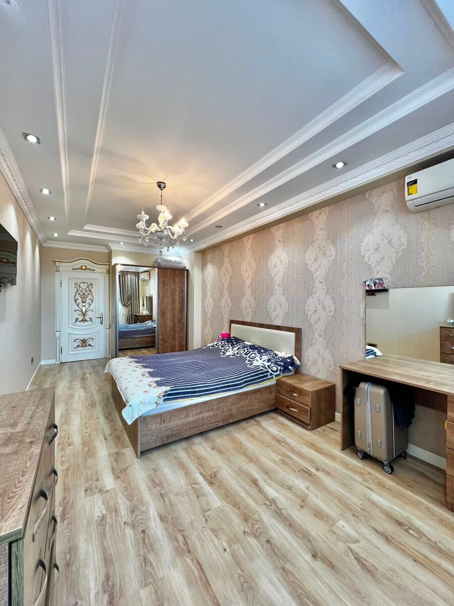 İcarəyə verilir 5 otaqlı yeni tikili 250 m² — Mənzil, Bakı (8)