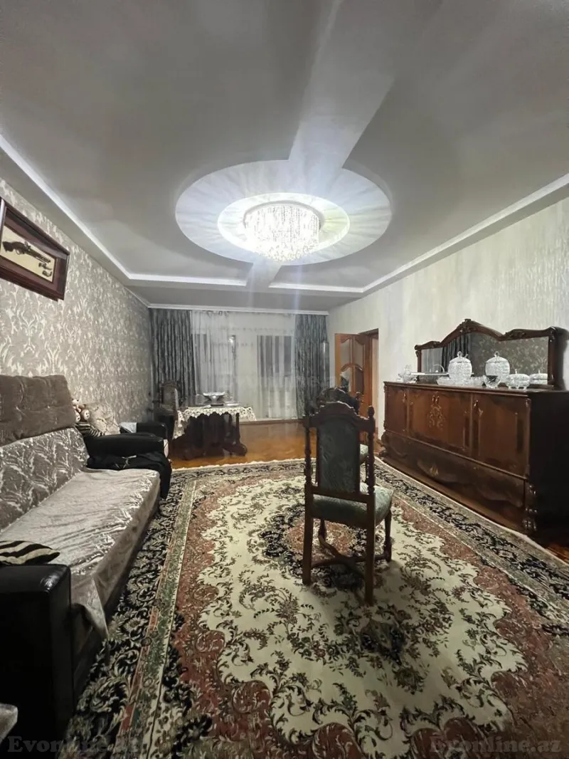 Satılır 7 otaqlı Həyət evi 220 m² Bakı, Binəqədi r., Nəsimi m., 6-cı mikrorayon — Ev, villa, Bakı (7)