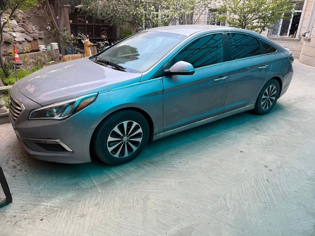 Hyundai Sonata sedan - Kuzov: 4 qapılı sedan, gümüşü rəng - Təkərlər — Avtomobillər, Xırdalan (3)