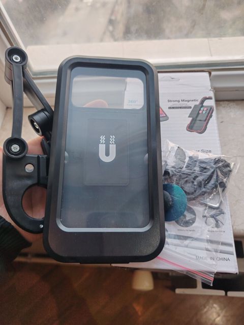 Velosiped/motosiklet üçün maqnitli telefon tutacağı - Güclü maqnitli — Bakı