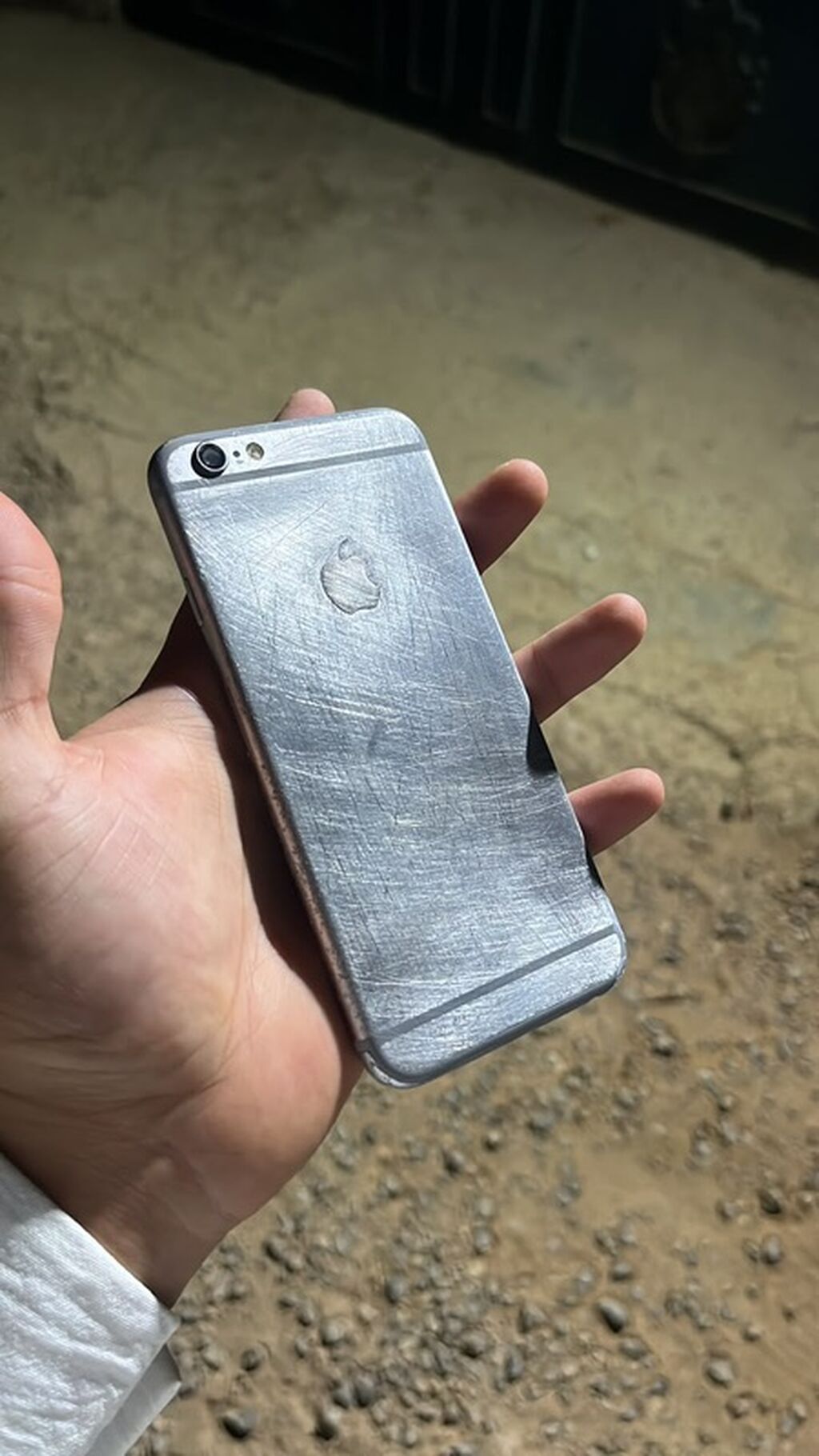 Ağ, Barmaq izi — Apple iPhone, Saray (2)