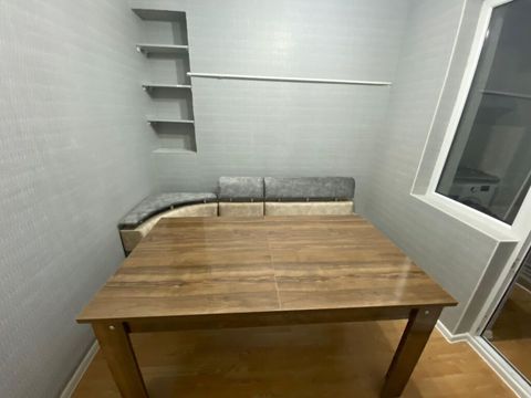olaraq yeniyasamalda Tibb texnikumu yanindan icəri girəndə — Bakı