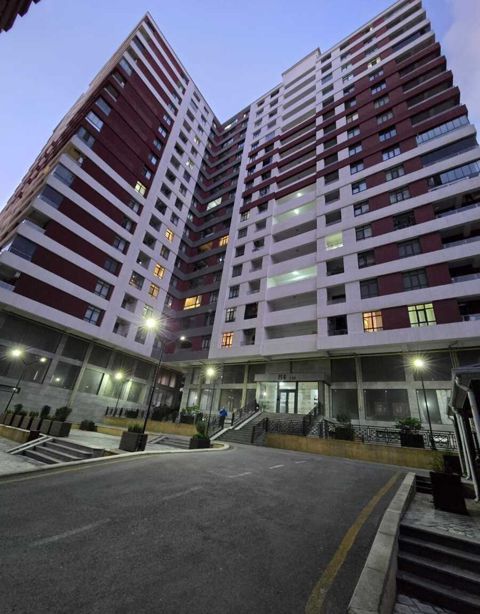 Satılır 2 otaqlı yeni tikili 82 m² — Bakı