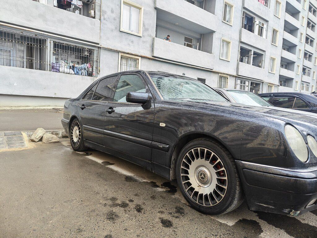 Mercedes E 230, 2.3 L, 1997 il, 500 000 km 99-SU-195 — Avtomobillər, Sumqayıt (2)