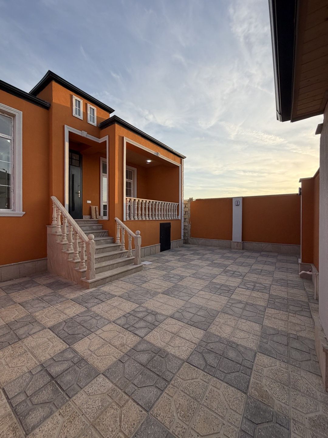 Satılır 4 otaqlı həyət evi/bağ evi 110 m² — Ev, villa, Bakı (4)