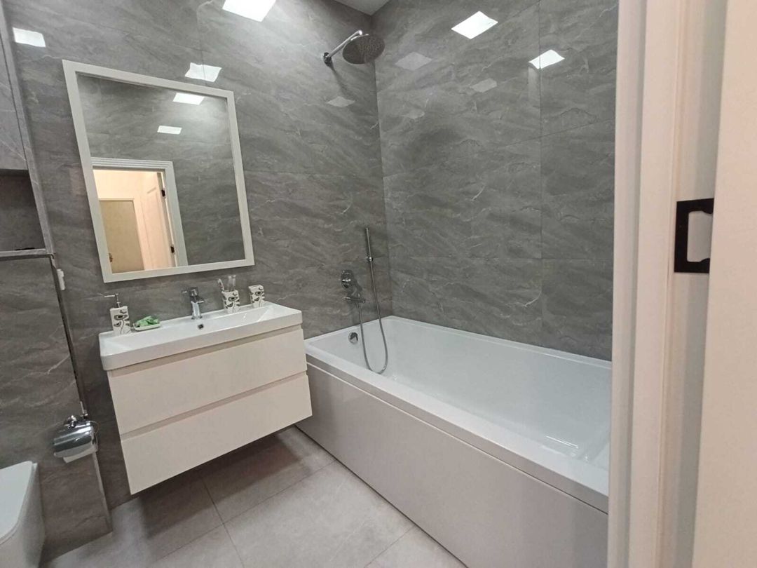 İcarəyə verilir 2 otaqlı yeni tikili 87 m² — Mənzil, Bakı (6)