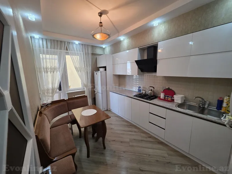 Satılır 3 otaqlı Mənzil Yeni tikili 82 m² Bakı, Səbail r., Badamdar — Mənzil, Bakı (7)