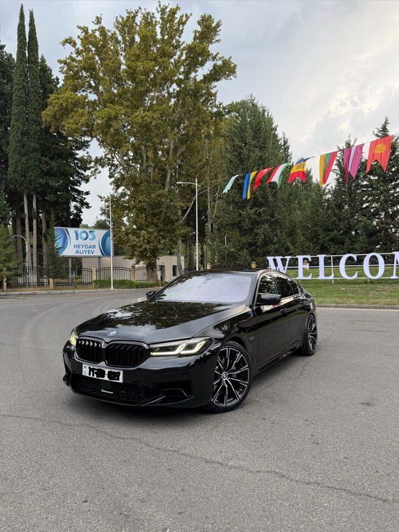BMW 530e, 2.0 L, 12 kWh, 2023 il, 79 000 km — Avtomobillər, Mingəçevir (4)