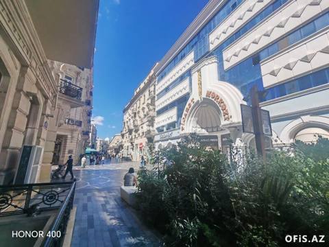 Köhnə tikili Satılır Səbail r., Sahil m., 2 otaq, 110 m² — Tərlan/vasitəçi — Kvartira