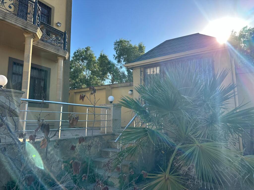 Satılır 6 otaqlı həyət evi/bağ evi 360 m² — Ev, villa, Bakı (2)