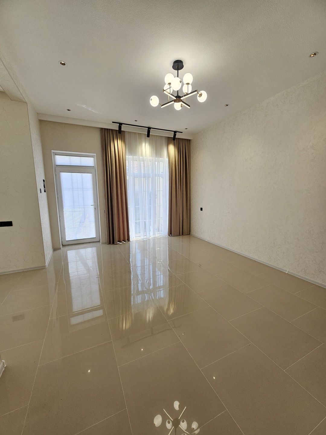 Satılır 3 otaqlı həyət evi/bağ evi 130 m² — Ev, villa, Bakı (12)