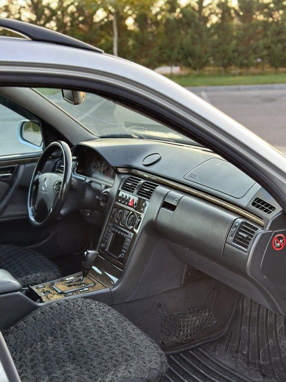 Mercedes E 220, 2.2 L, 2001 il, 960 000 km — Avtomobillər, Bakı (6)