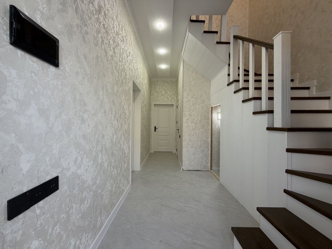 Satılır 4 otaqlı həyət evi/bağ evi 140 m² — Ev, villa, Bakı (2)