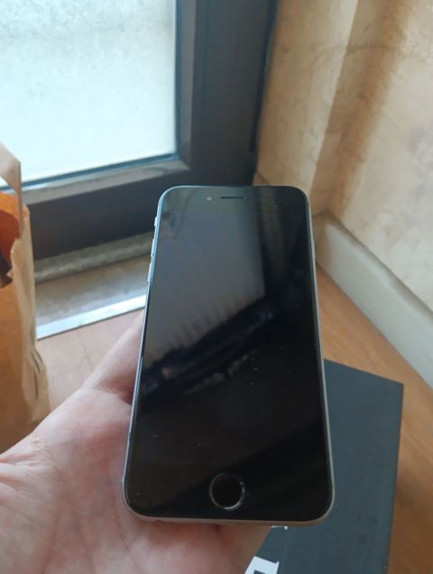 IPhone 6s, 16 GB, Barmaq izi — Bakı
