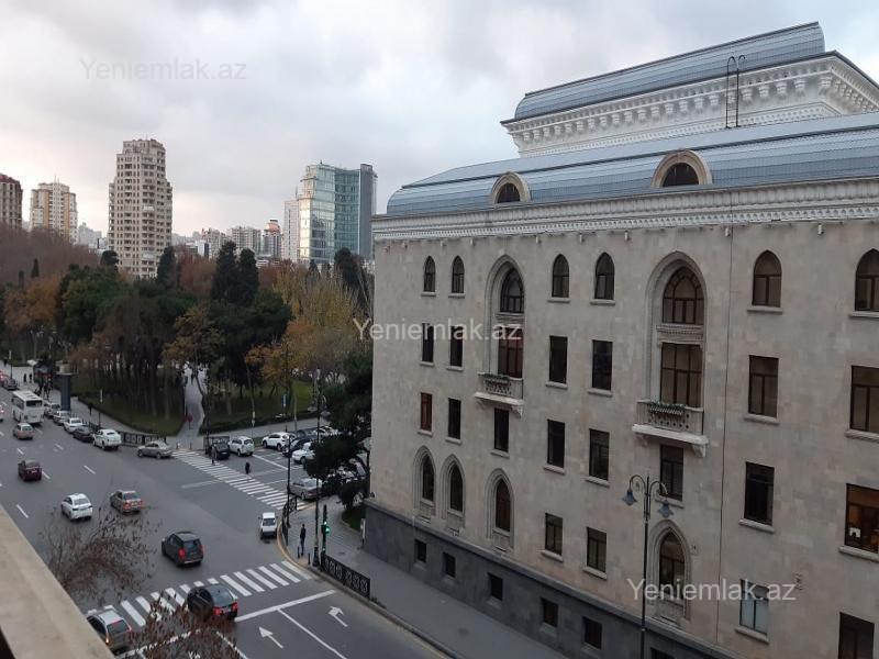 Günlük 2 otaqlı Bina evi menzil (Köhnə tikili), 75 m², Nəsimi rayonu — Mənzil, Bakı (12)