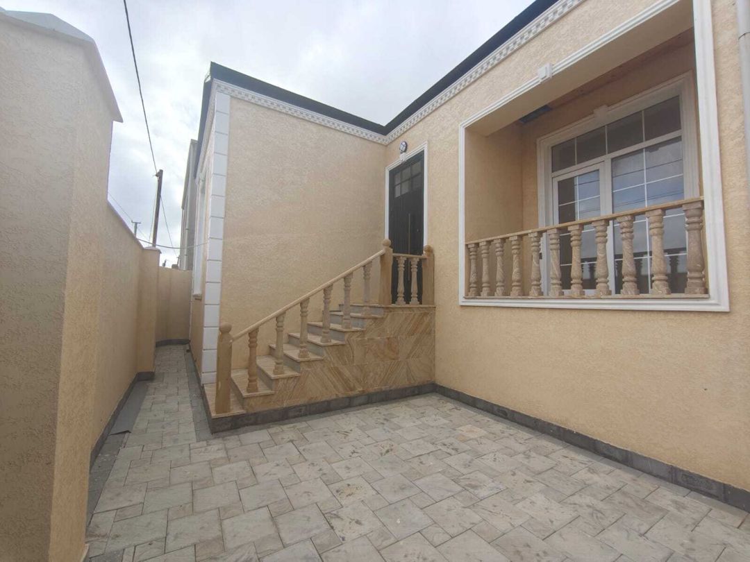 Satılır 4 otaqlı həyət evi/bağ evi 90 m² — Ev, villa, Bakı (2)