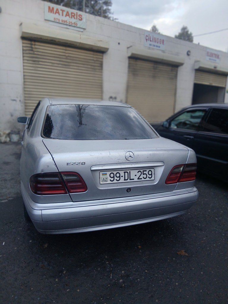 Mercedes E 220, 2.2 L, 2000 il, 880 000 km — Avtomobillər, Bərdə (4)