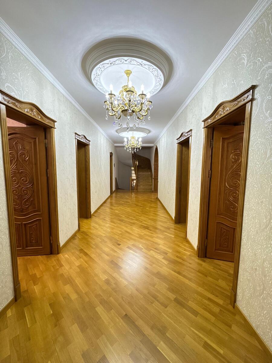 Satılır 9 otaqlı həyət evi/bağ evi 800 m² — Ev, villa, Bakı (7)