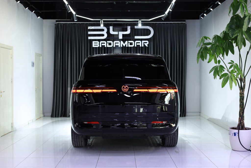 Denza N9, 2.0 L, 46.99 kWh, 2025 il, 20 000 km — Avtomobillər, Bakı (4)