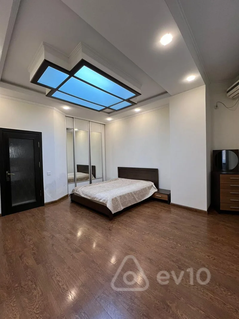 4 otaqlı mənzil, 135 m², Təbriz küçəsi — kirayə — Mənzil, Bakı (2)