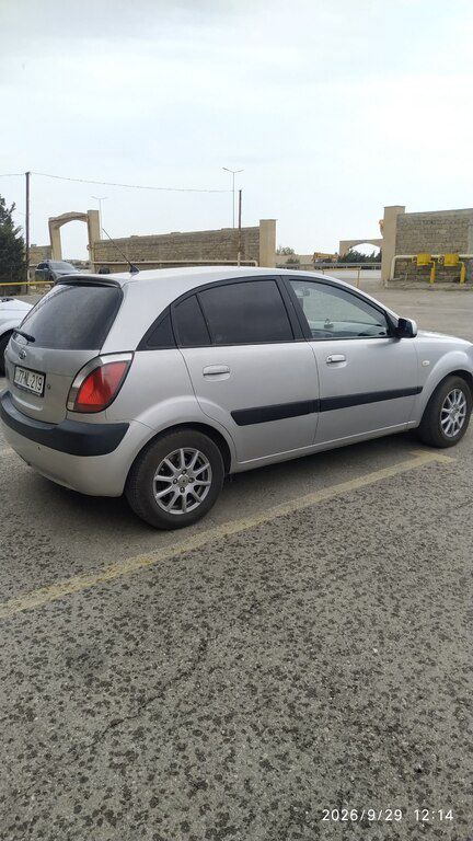 Kia Rio, 1.4 L, 2006 il, 261 900 km 77-NL-219 — Avtomobillər, Bakı (5)