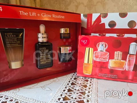 Estee Lauder setləri. Amerikadan gətizdirilib. Baxım seti 190 AZN Ətir — Ağcabədi