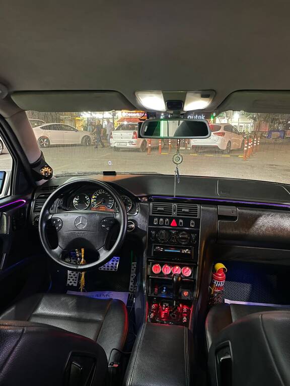 Mercedes E 320, 3.2 L, 1998 il, 400 000 km 77-MV-028 — Avtomobillər, Bakı (9)