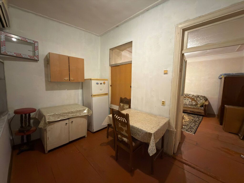 40 kv. m, 1 otaqlı — Ev, villa, Bakı (3)