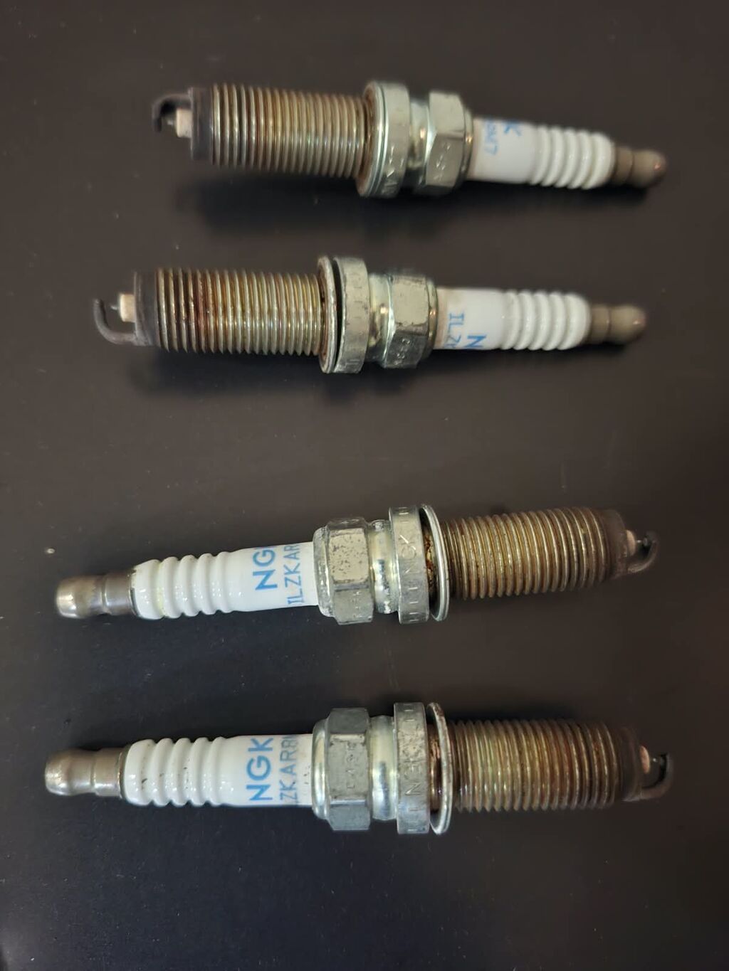 Məhsul: NGK şam dəsti (4 ədəd) Model: ILZKAR8M7 Xüsusiyyətlər — Alışdırma sistemi, Bakı (3)