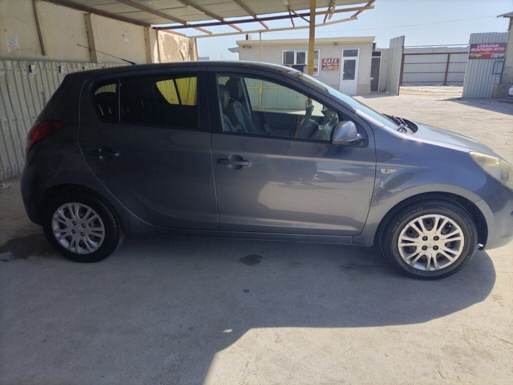 Hyundai i20, 1.6 L, 2009 il, 450 000 km 77-XL-256 — Avtomobillər, Bakı (7)