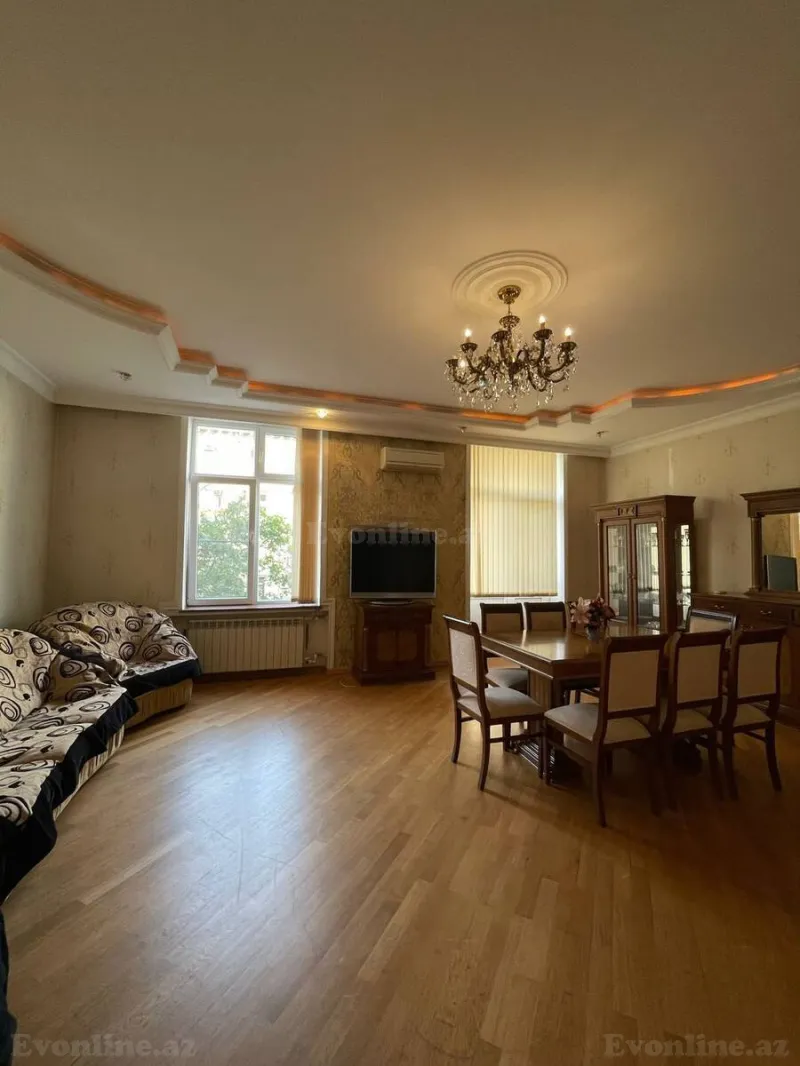 Kirayə verilir 2 otaqlı Mənzil Köhnə tikili 80 m² Bakı, Yasamal r — Bakı