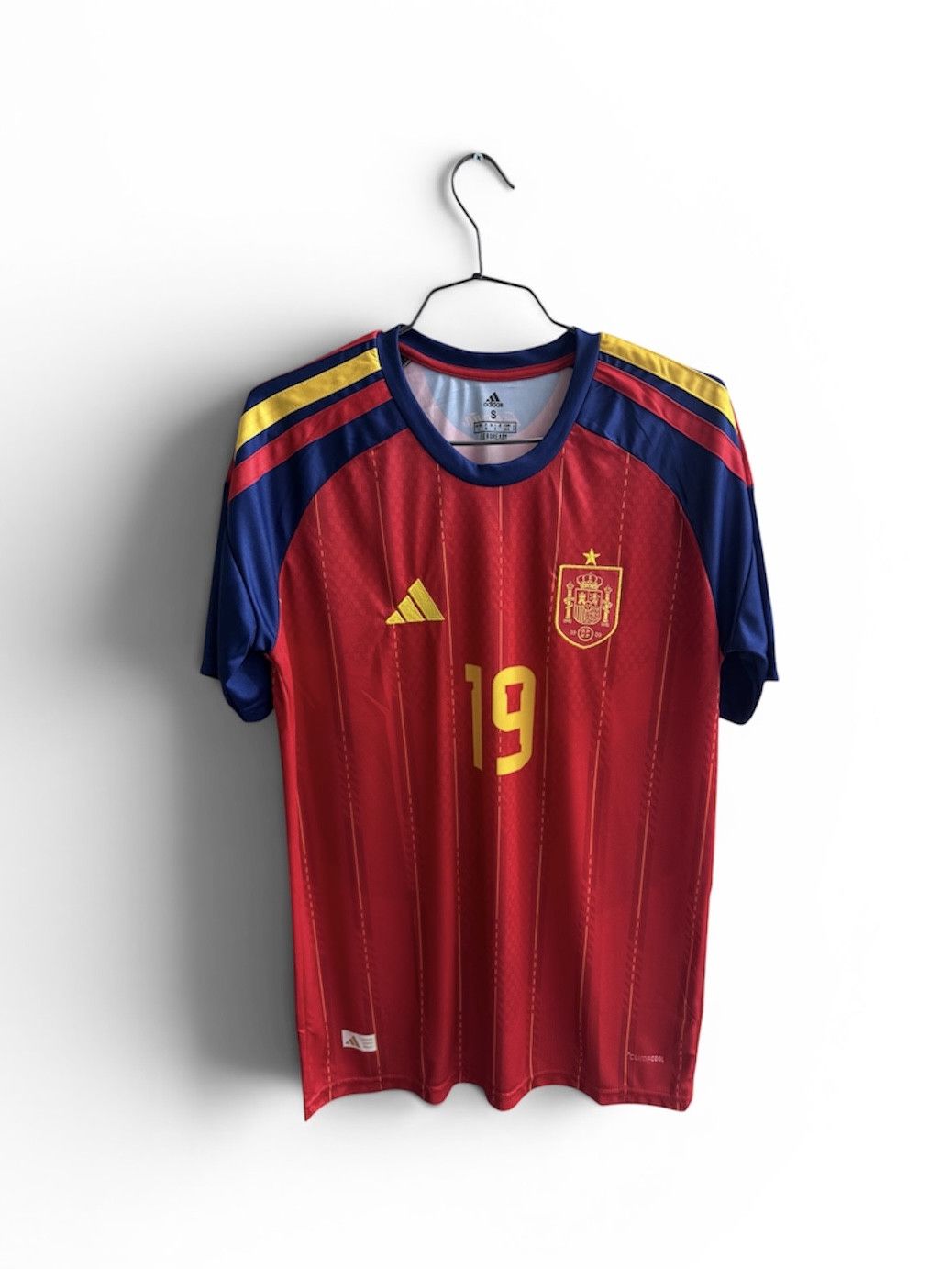 Futbol üçün forma İspanya Yamal ölçü XL — Mallar, Bakı