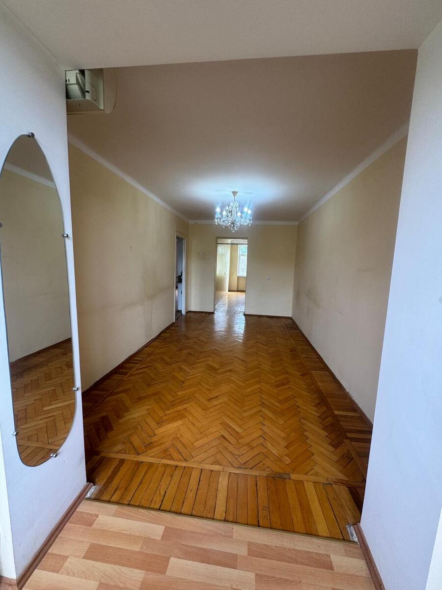 Satılır 3 otaqlı köhnə tikili 68 m² — Mənzil, Bakı (2)
