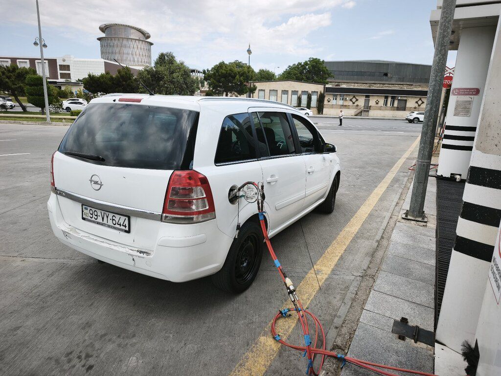 Opel Zafira, 1.6 L, 2008 il, 350 000 km 99-VY-644 — Avtomobillər, Bakı (6)