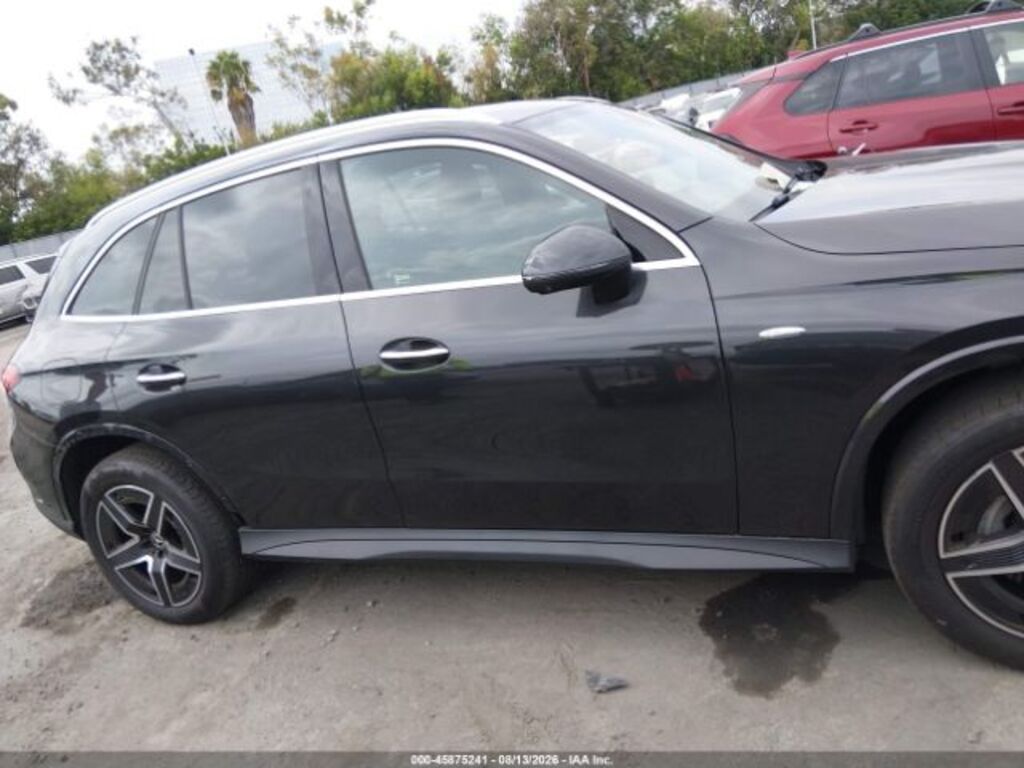Mercedes GLC 400 e 4MATIC, 2.0 L, 31.2 kWh, 2025 il, 22 557 km — Avtomobillər (12)