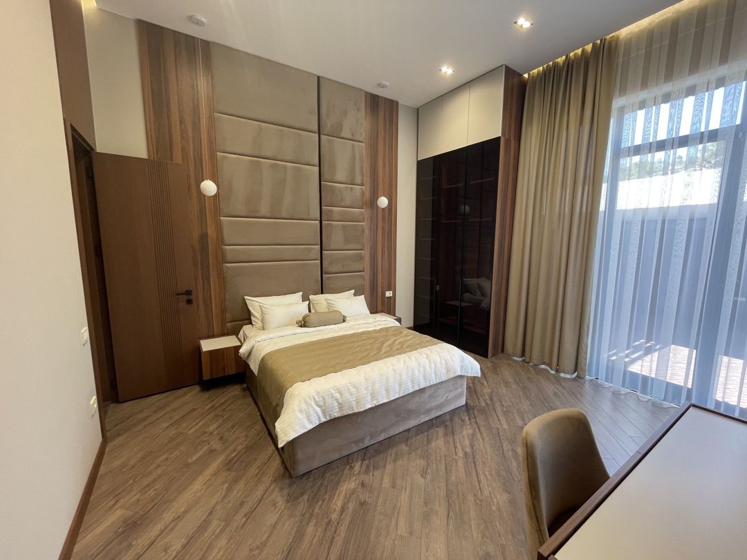 Satılır 5 otaqlı həyət evi/bağ evi 250 m² — Ev, villa, Bakı (12)