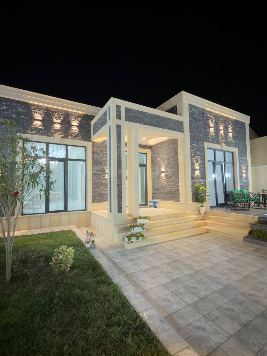 Satılır 4 otaqlı həyət evi/bağ evi 200 m² — Ev, villa, Bakı (3)