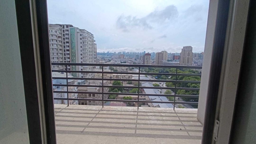 Satılır 3 otaqlı yeni tikili 210 m² — Mənzil, Bakı (12)