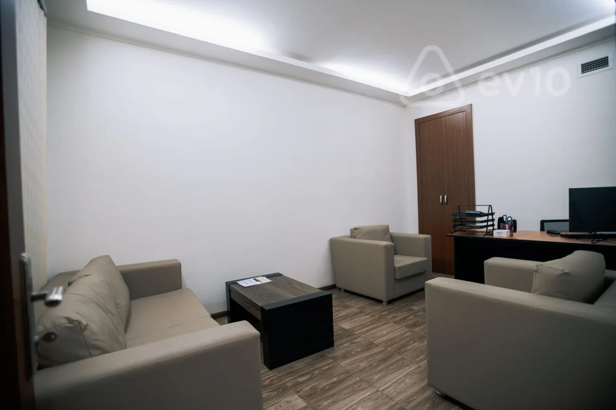 Ofis, 66 m², İstiqlaliyyət küçəsi — kirayə — Ofis, Bakı (4)