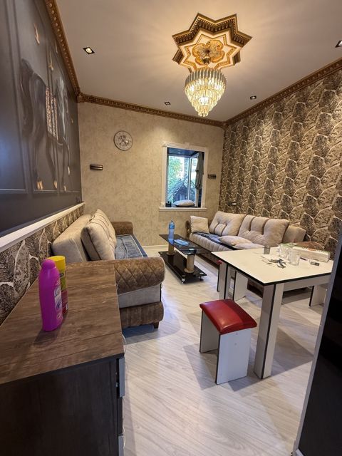 Satılır 1 otaqlı köhnə tikili 30 m² — Bakı