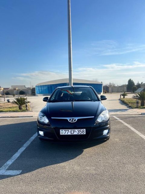 Hyundai i30, 1.4 L, 2010 il, 260 600 km — Bakı